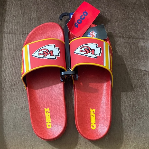 NFL Chiefs Red and Yellow Mens Slide Sandals - Picture 1 of 4